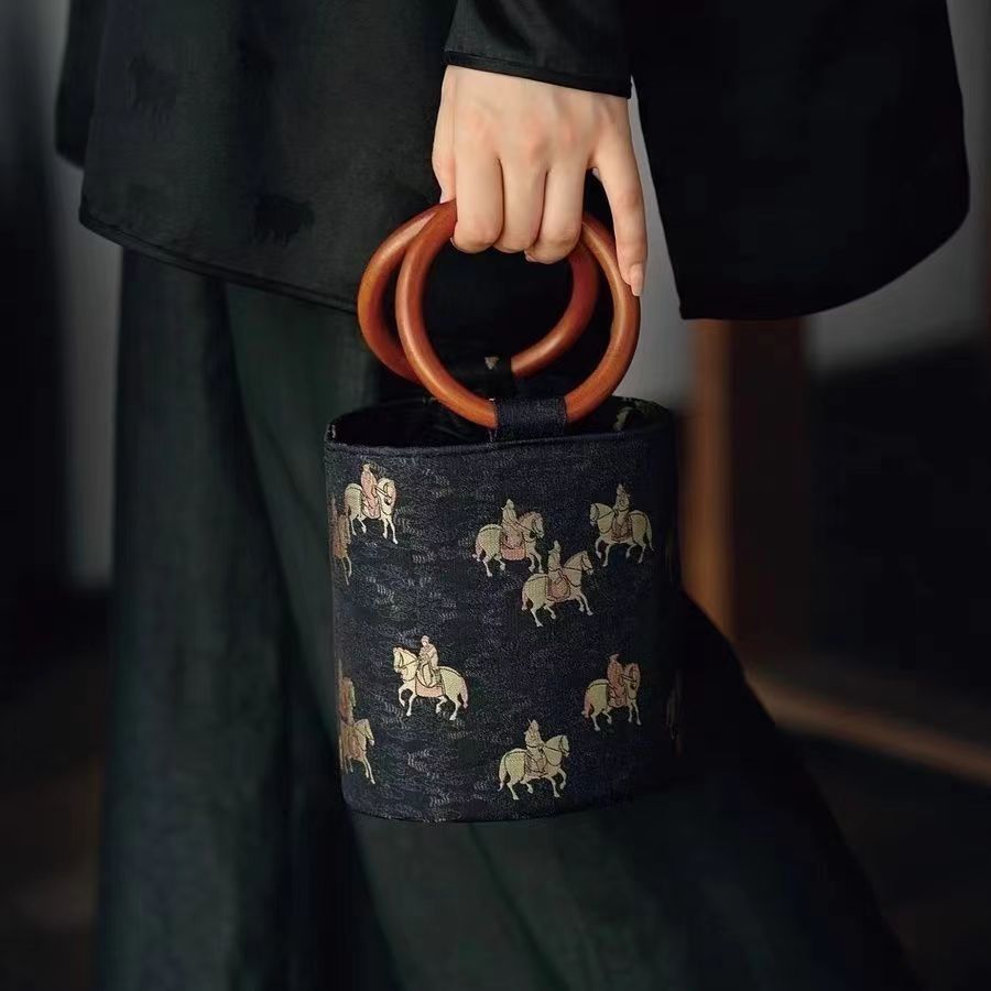 Fortune & Karma Ethnic style circular wooden handle Fortune Bucket Bag