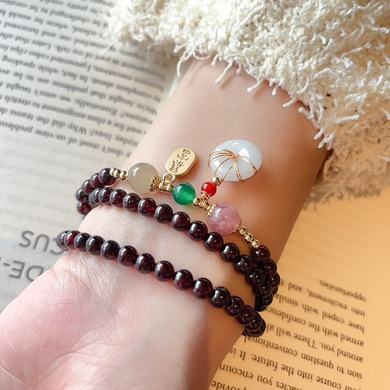 Natural Garnet Strawberry Quartz Crystal Fox Peace Buckle Fortune Protection Triple Wrap Bracelet