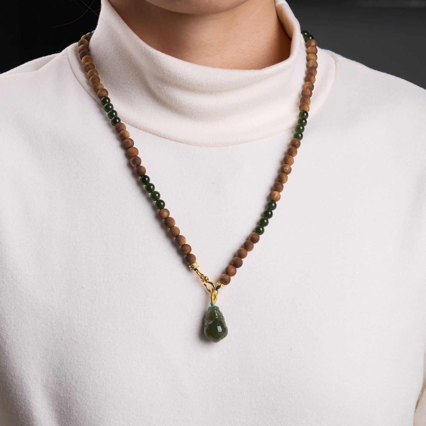 Qinan Agarwood Hetian Jade Pixiu Necklace
