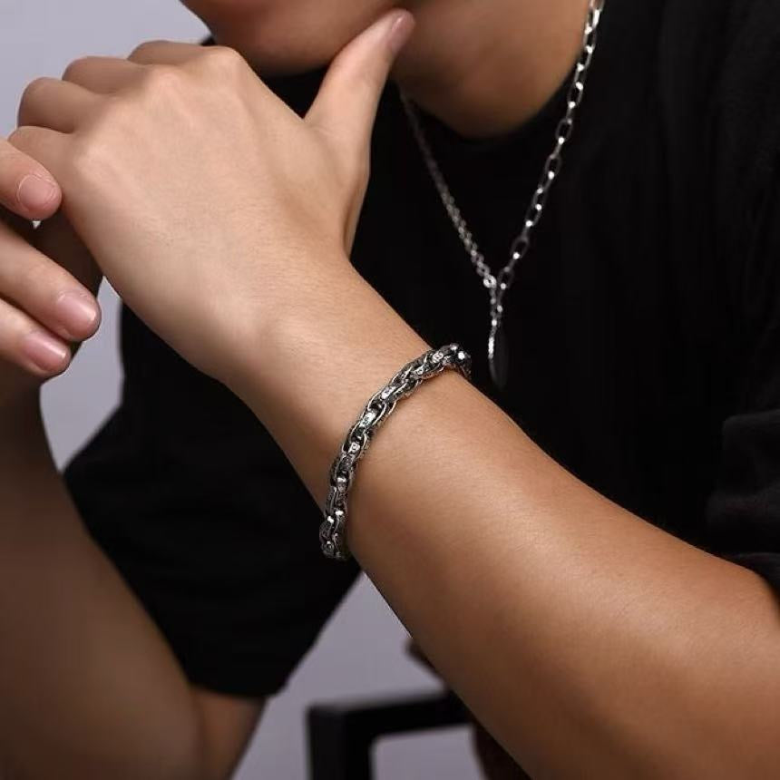 Six-Mantra Engraved Link Bracelet